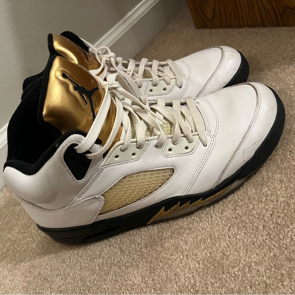 Air Jordan 5 Retro ‘Olympic Gold Medal’ – Size 11.5